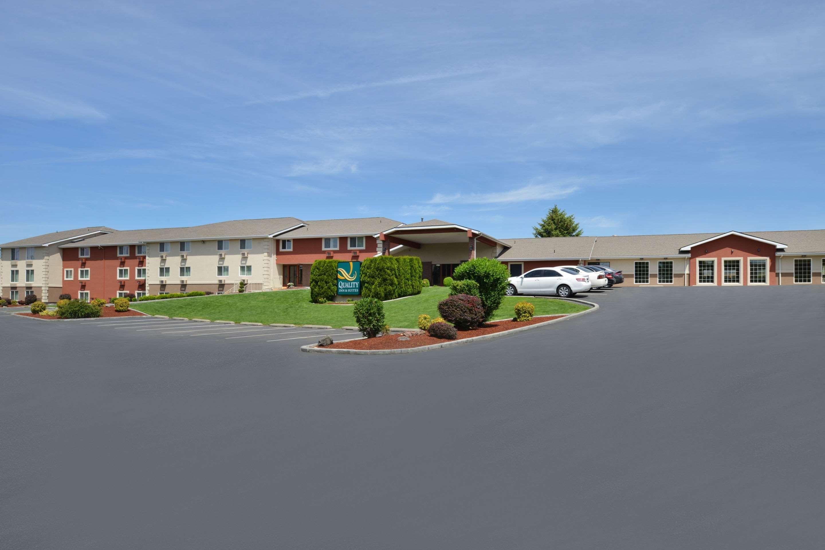 Quality Inn & Suites Downtown Walla Walla Exterior photo